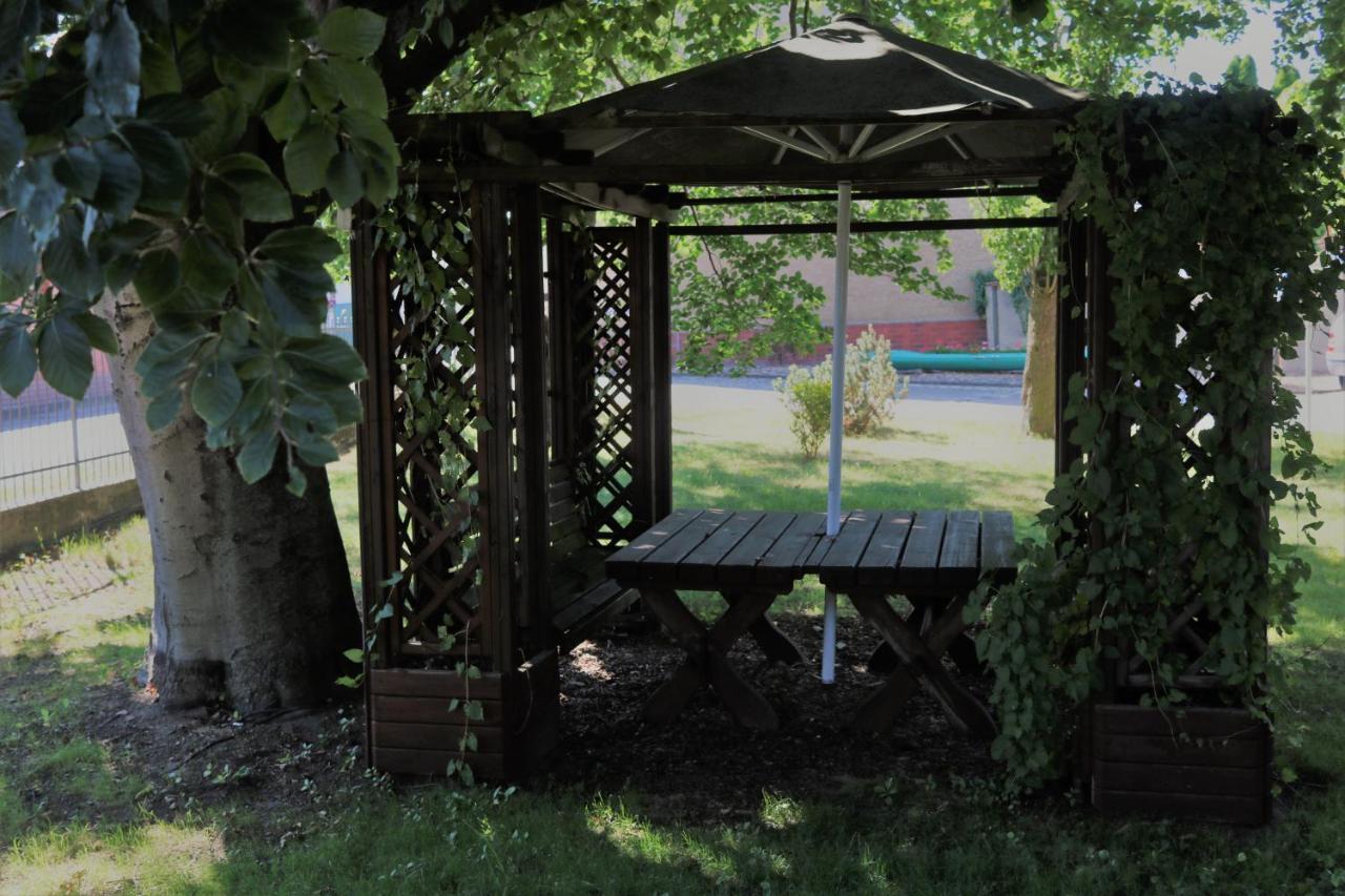 Spreewaldhotel Garni Raddusch Vetschau/Spreewald Exterior foto
